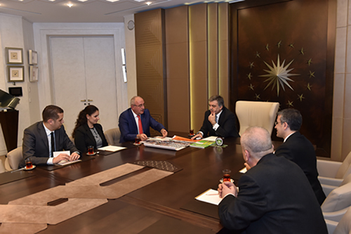 11. Cumhurbaşkanı Abdullah Gül, Bursa Kent Konseyi Heyetini Kabul Etti